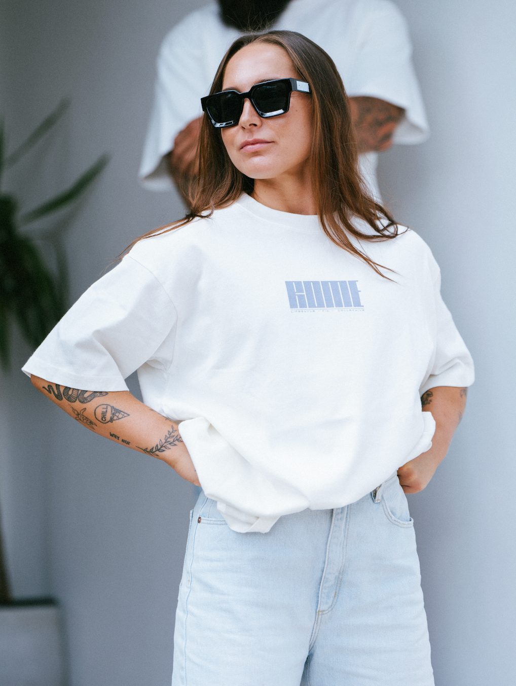 Empire Tee - White / Tuscan Blue