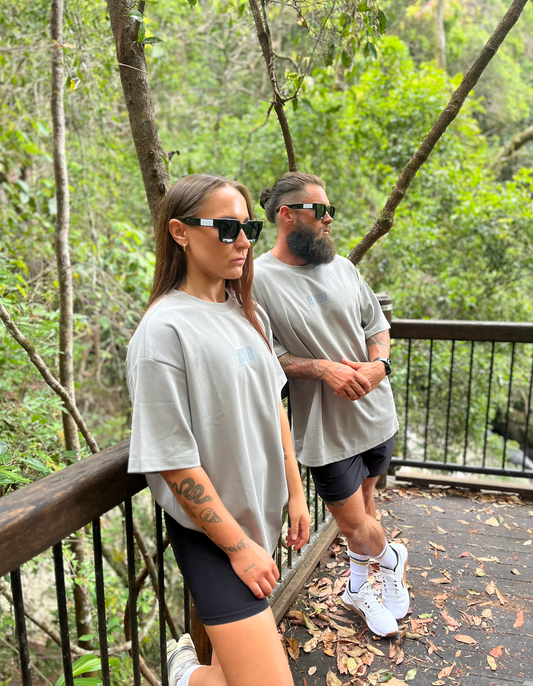 Royale Tee - Stone
