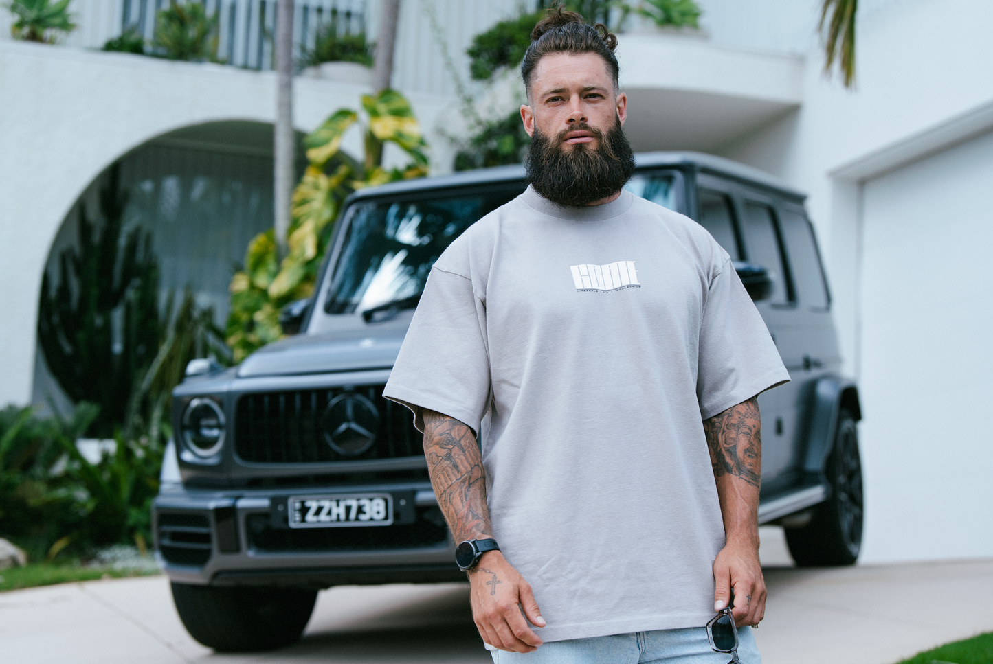Empire Tee - Smoke / White